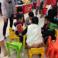 CHO THUÊ BÀN GHẾ TRE EM ĐÀ NẴNG