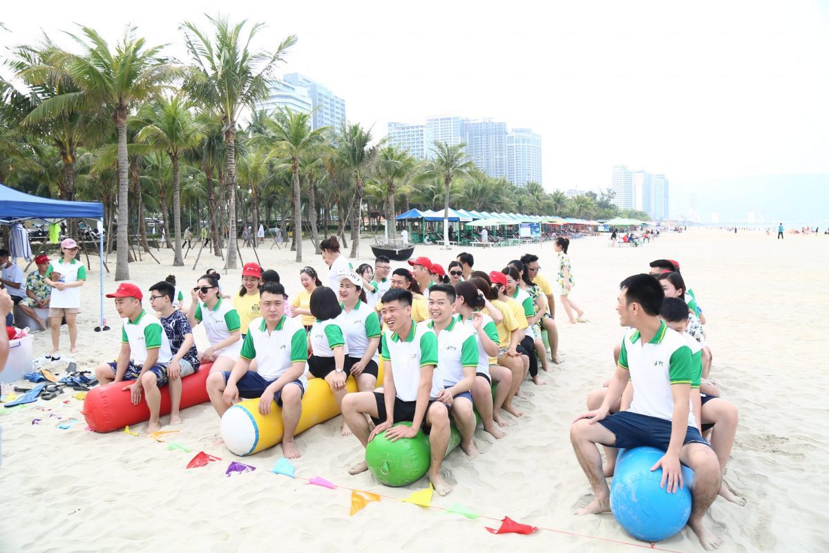 Dịch vụ quay phim chụp ảnh team building Đà Nẵng miền Trung