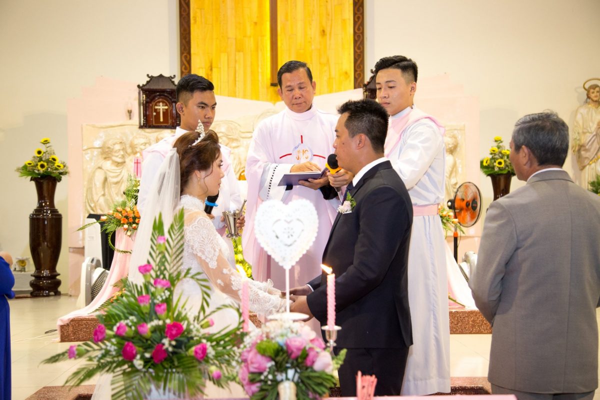 CHUP ANH THANH LE HON PHOI