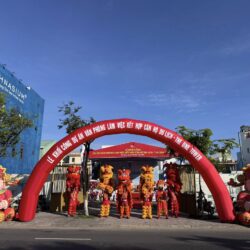 cong hoi khai truong da nang gia re