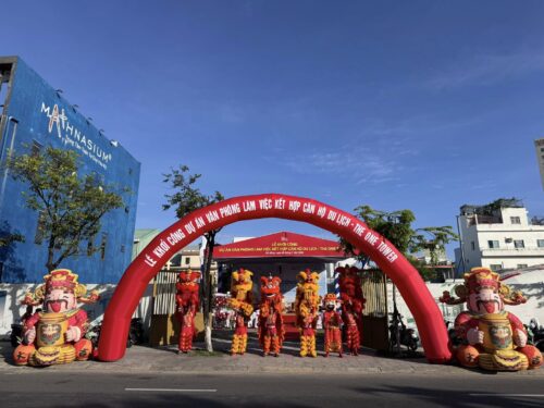 cong hoi khai truong da nang gia re