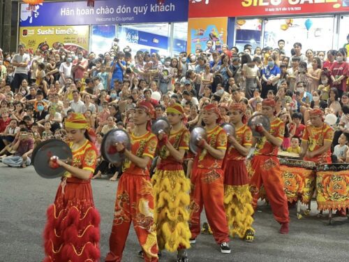 MUA LAN KHAI TRUONG HONG PHAT DA NANG