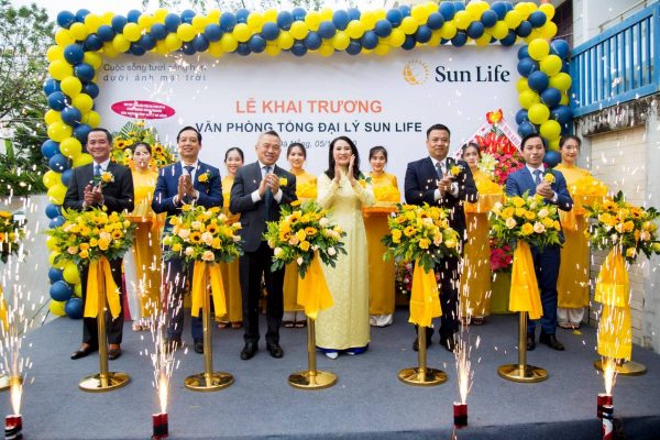 tru dong khai truong da nang