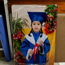 in anh tot nghiep cho be da nang nhanh