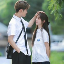 Chụp ảnh kỷ yếu