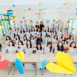 Chụp ảnh kỷ yếu