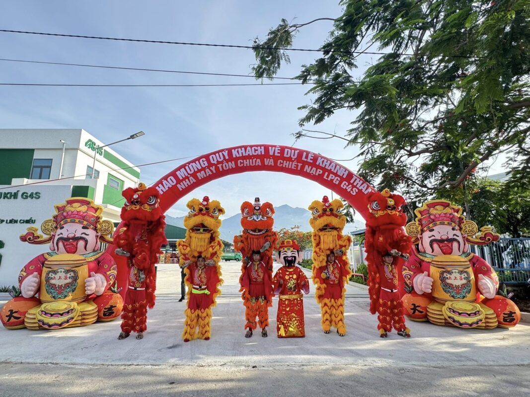 mua lan khai truong hong phat da nang