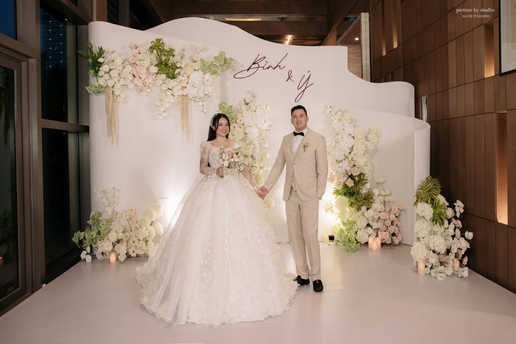 Chụp ảnh ngày cưới trọn gói tại Đà Nẵng