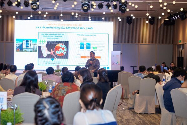 Dịch Vụ Chụp Ảnh Hội Nghị Chuyên Nghiệp Tại Đà Nẵng