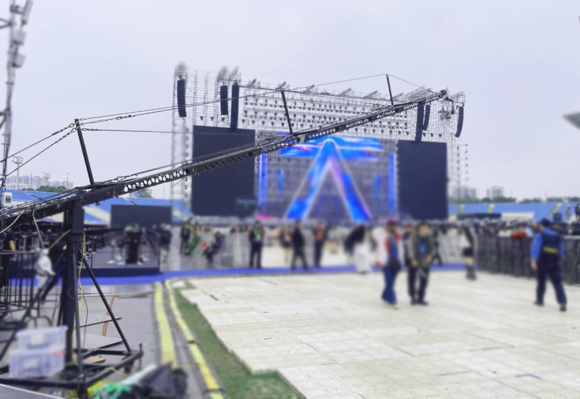 cẩu boom 12m
