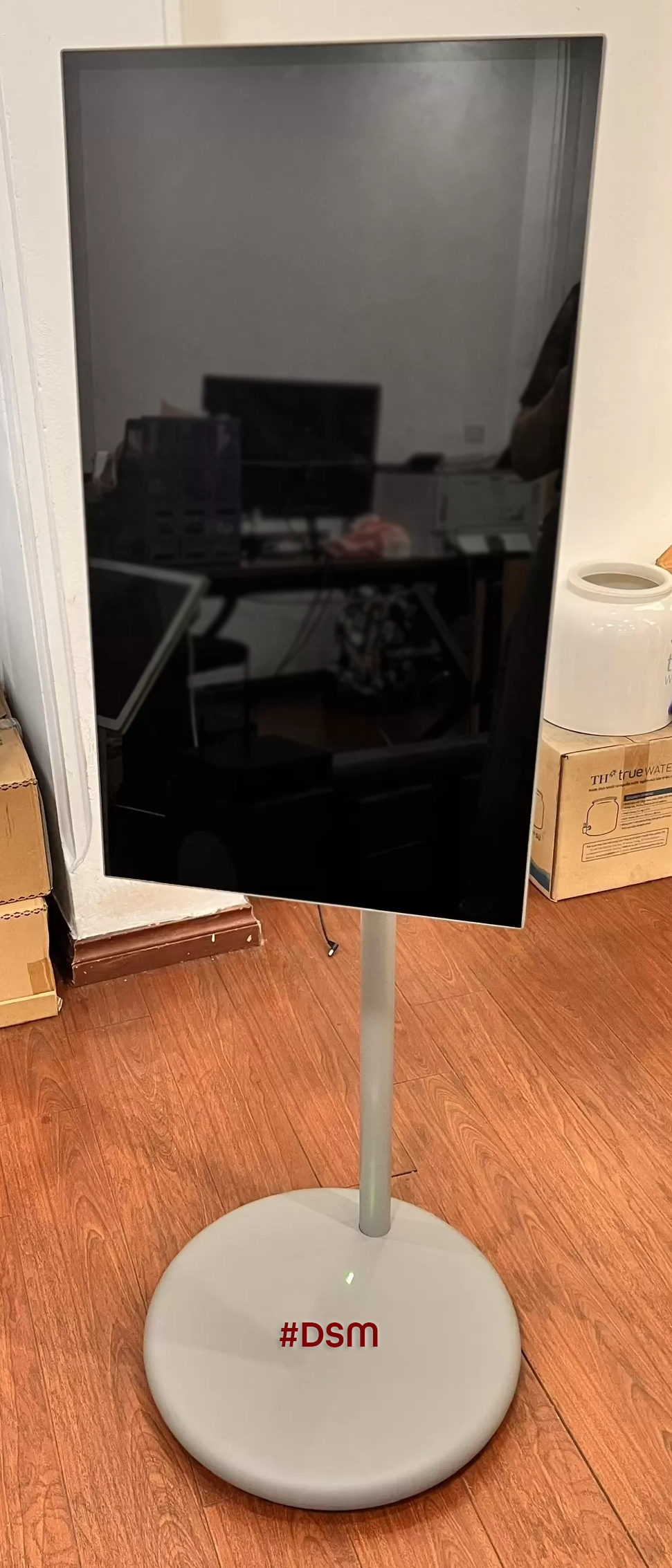 CHO THUE MAN HINH CAM UNG DI DONG GIA RE DA NANG NHANH