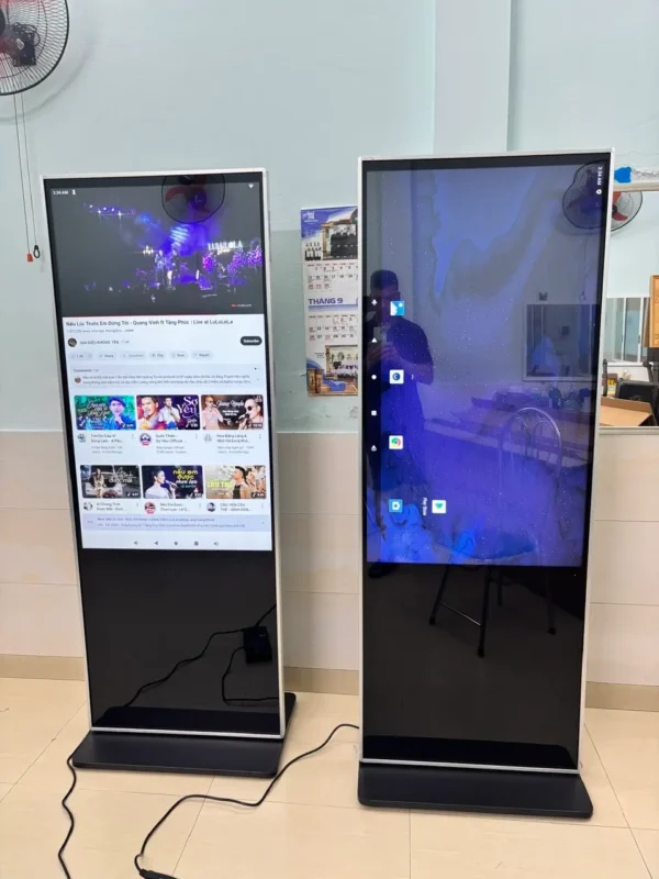 CHO THUÊ STANDEE CẢM ỨNG ĐÀ NẴNG