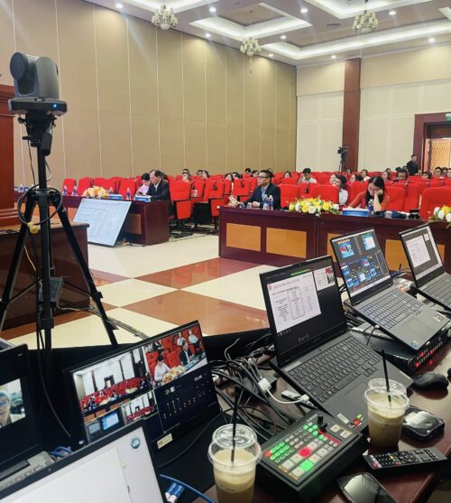 Thiết bị họp trực tuyến