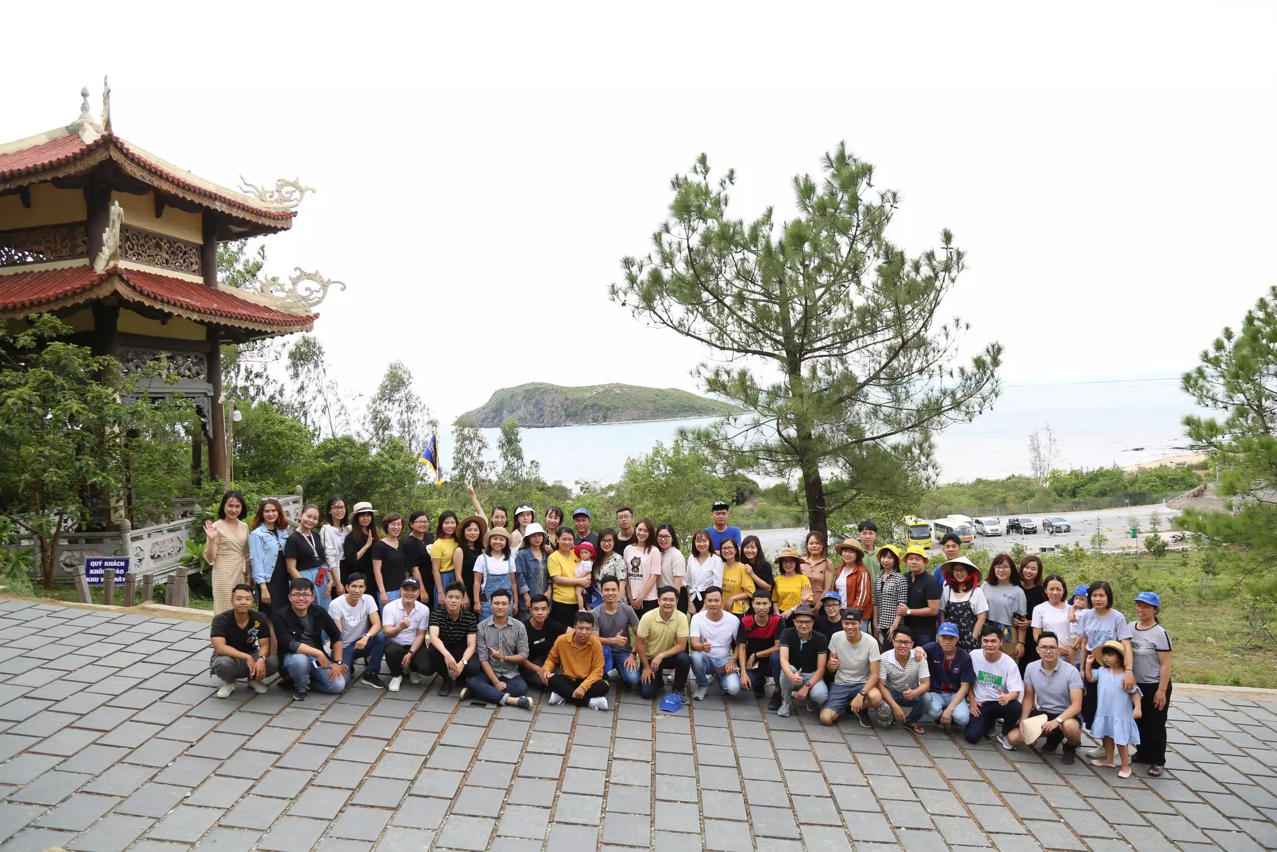 Chụp ảnh tour đoàn Quảng Bình