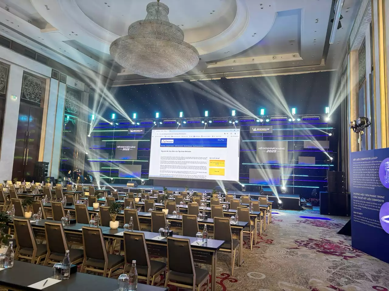 Kho thiết bị LED âm thanh ánh sáng