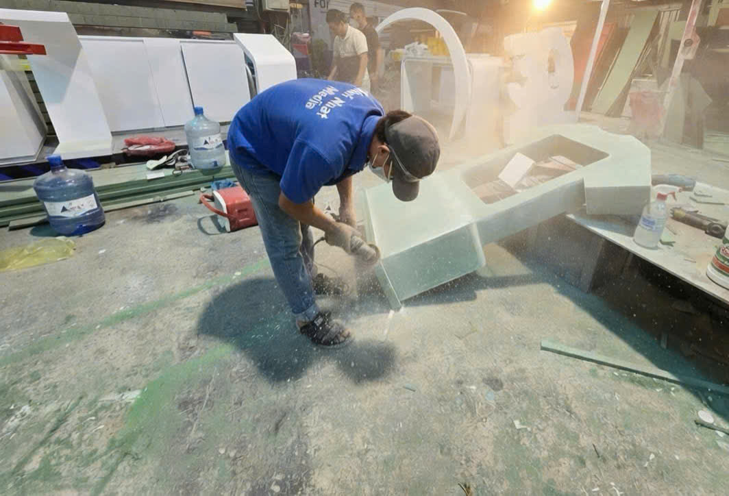 Gia công sản xuất event