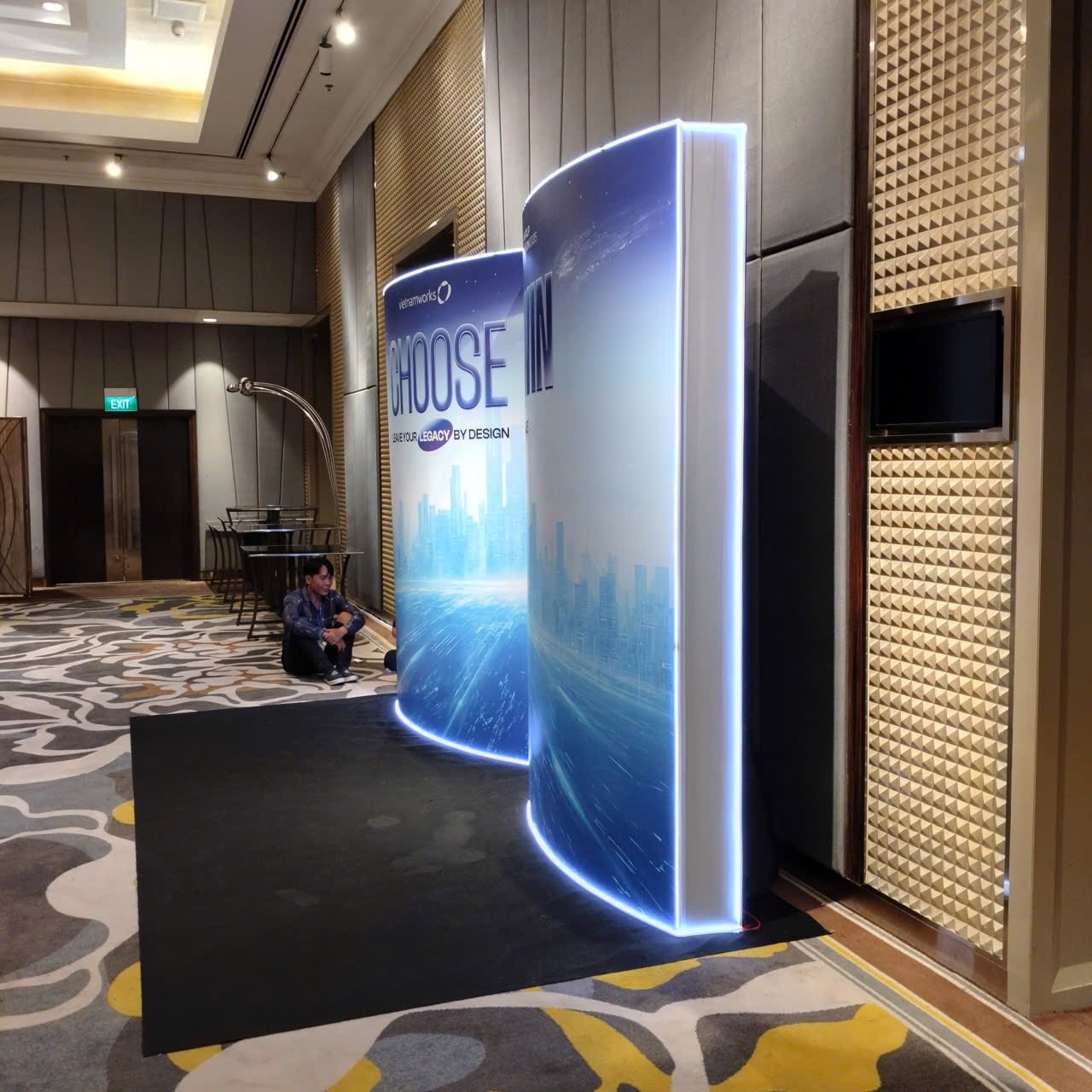 Backdrop viền LED đẹp