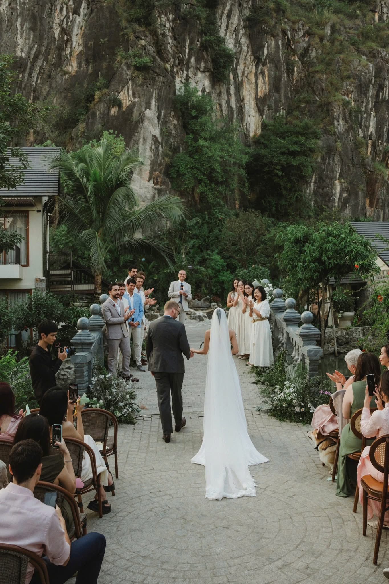 Wedding Da Nang beach 8