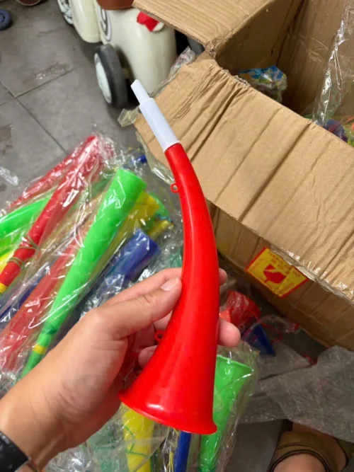 ĐỒ CỔ VŨ ĐÁ BÓNG