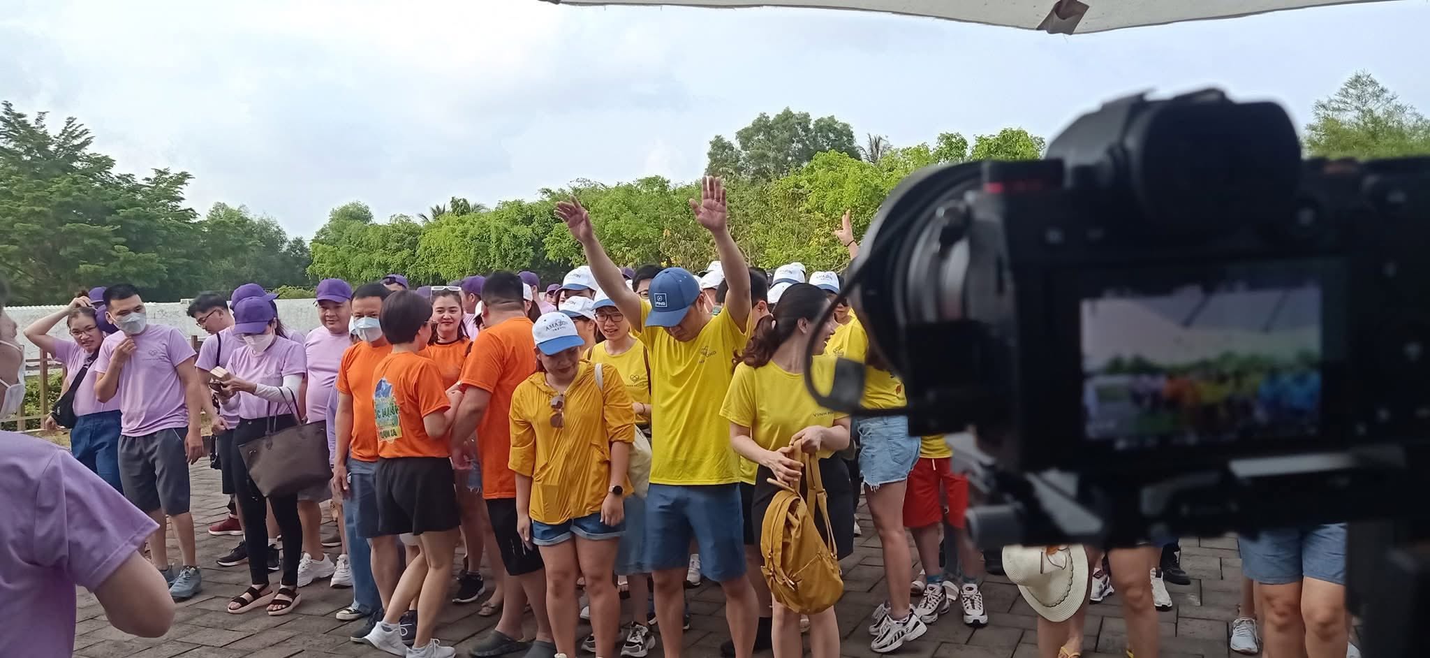 Chụp ảnh quay phim team building Phú Quốc